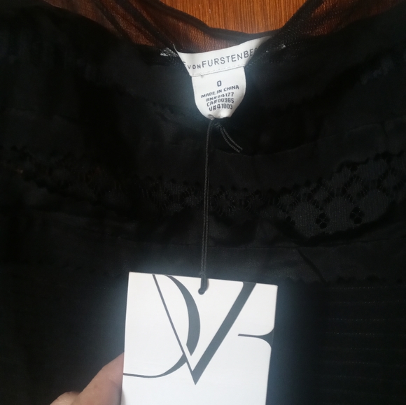 Diane Von Furstenberg Mabel Black Silk Dress Size 0 Lace Crochet Trim Shift - Picture 10 of 16